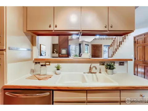 5004 Buckingham Rd, Boulder, CO 80301 photo 8