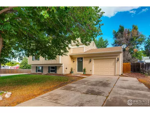 20509 E Buchanan Dr, Aurora, CO 80011 photo 2
