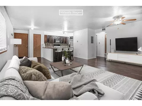 271 S Zinnia Way #1-B, Lakewood, CO 80228