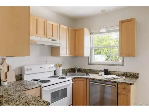 Kitchen - 640 Cherry St, Denver, CO 80220 photo 3 of 5