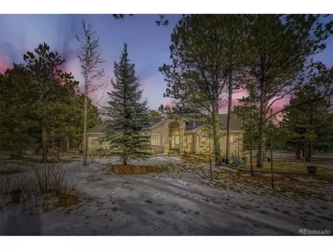 725 Lancers Ct, Monument, CO 80132
