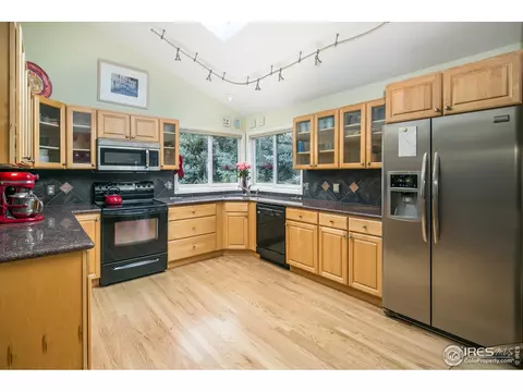 1122 Barberry Ct, Boulder, CO 80305 photo 12