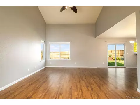 22396 E Navarro Dr, Aurora, CO 80018 photo 9