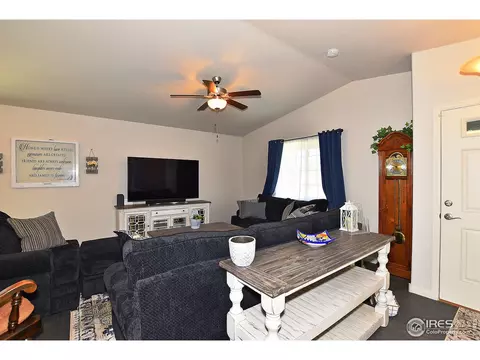 4226 Sunflower Rd, Evans, CO 80620 photo 4
