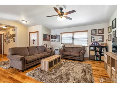 106 E Colorado Ave, Berthoud, CO 80513 photo 3