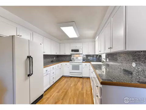 705 Hover St, Longmont, CO 80501 photo 3