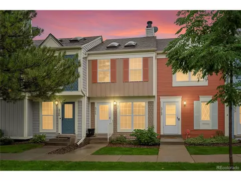 6786 S Independence St, Littleton, CO 80128