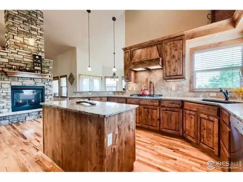 8752 Longs Peak Cir, Windsor, CO 80550 photo 11