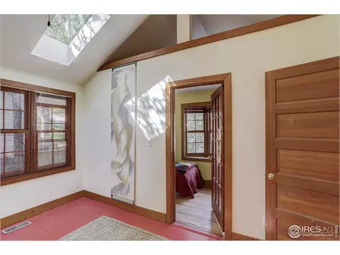 1056 8th St, Boulder, CO 80302 photo 9