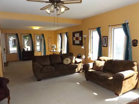 317 Adams Ave, Akron, CO 80720 photo 3