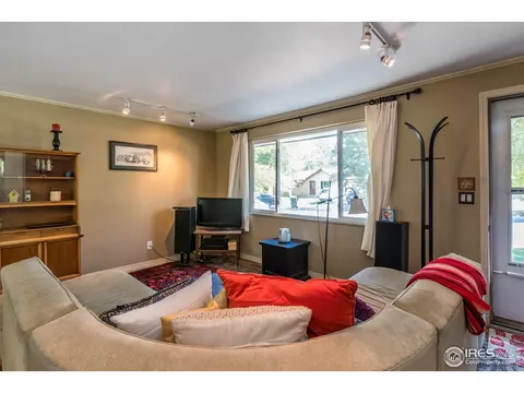 555 S 44th St, Boulder, CO 80305 photo 5