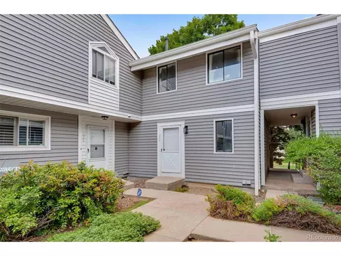 22 S Nome St #F, Aurora, CO 80012