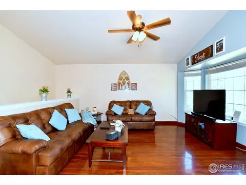 2914 Hawk Dr, Evans, CO 80620 photo 4