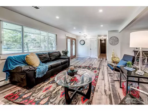820 Crescent Dr, Boulder, CO 80303 photo 9