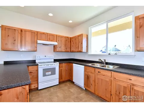 1560 Driftline Dr, Windsor, CO 80550 photo 2