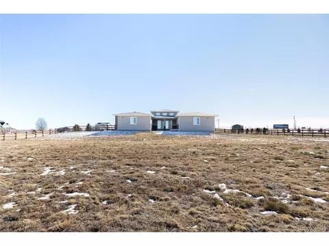 Exterior - 49447 Antelope Dr, Bennett, CO 80102 photo 4 of 4