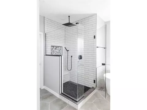 Bath - 49447 Antelope Dr, Bennett, CO 80102 photo 4 of 7