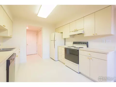 2182 35th Ave Ct, Greeley, CO 80634 photo 3