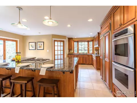 2211 Champlain Dr, Boulder, CO 80301 photo 9