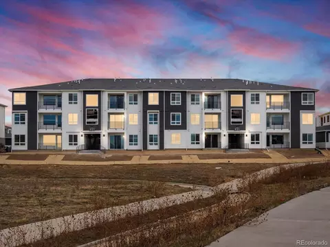 6153 N Ceylon St #5-102, Denver, CO 80249