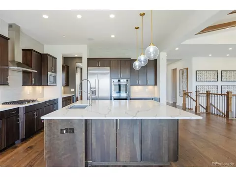 27381 E Lakeview Dr, Aurora, CO 80016 photo 2