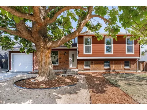 17769 E Iowa Dr, Aurora, CO 80017
