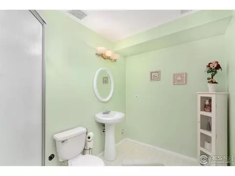 18748 E Vassar Dr, Aurora, CO 80013 photo 32