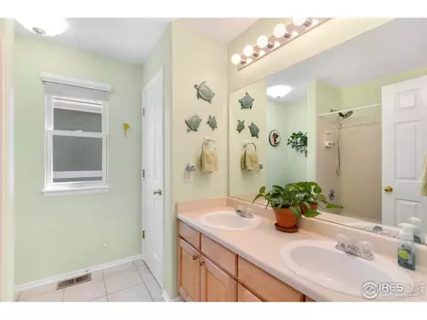 18748 E Vassar Dr, Aurora, CO 80013 photo 29
