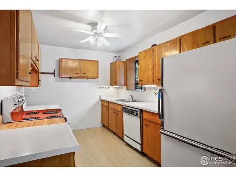 3260 Dover Dr, Boulder, CO 80305 photo 9