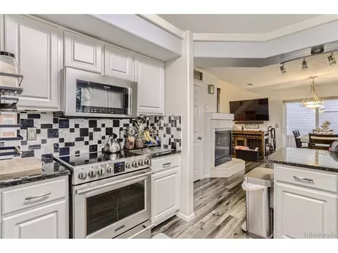 21517 E 41st Pl, Denver, CO 80249 photo 8