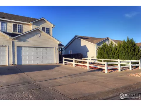 807 E 20th St Dr, Greeley, CO 80631 photo 2