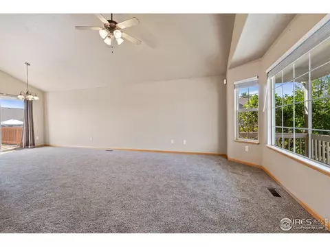 415 Boulder Ln, Johnstown, CO 80534 photo 4
