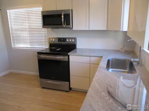 980 Moline St, Aurora, CO 80010 photo 5