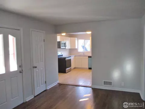 980 Moline St, Aurora, CO 80010 photo 4