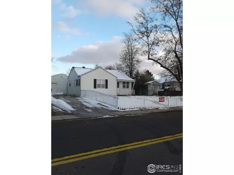 980 Moline St, Aurora, CO 80010 photo 1
