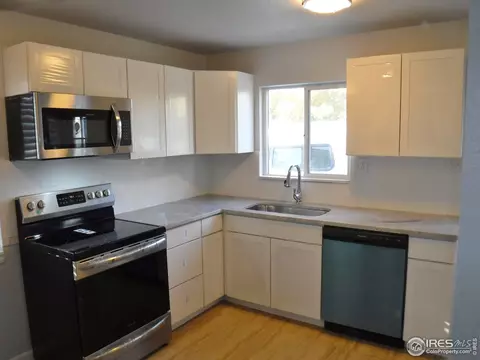 980 Moline St, Aurora, CO 80010 photo 6