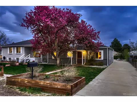 26 Jay St, Lakewood, CO 80226