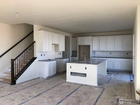 12854 Clearview St, Longmont, CO 80504 photo 2