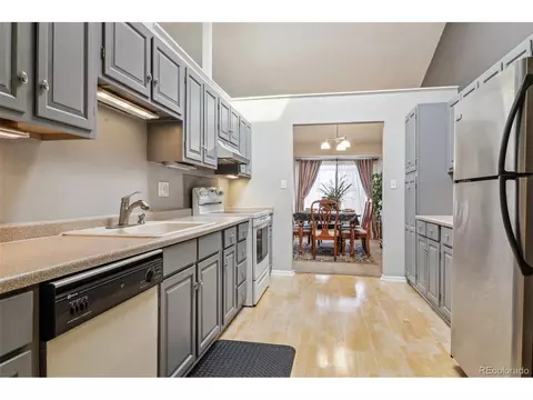 12062 E Maple Ave, Aurora, CO 80012 photo 6