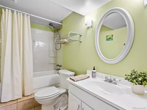 5070 E Peakview Ave, Centennial, CO 80121 photo 22