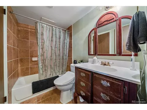 18951 E 17th Ave, Aurora, CO 80011 photo 10