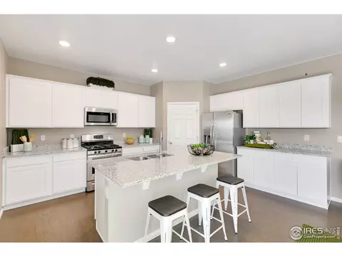 5353 Snowberry Ave, Longmont, CO 80504 photo 11