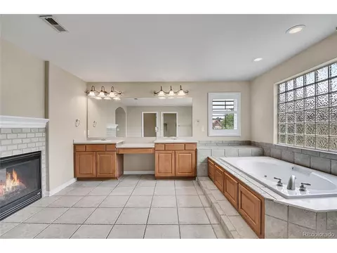 16438 E Lake Dr, Aurora, CO 80016 photo 30