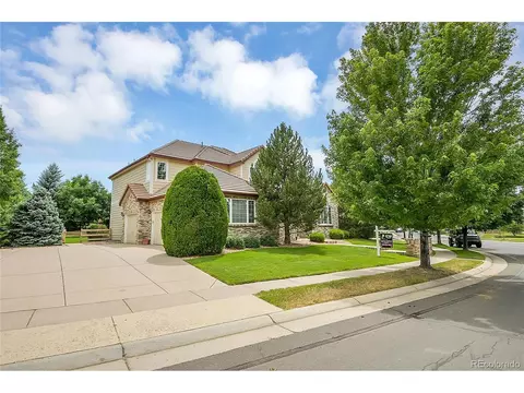16438 E Lake Dr, Aurora, CO 80016 photo 3