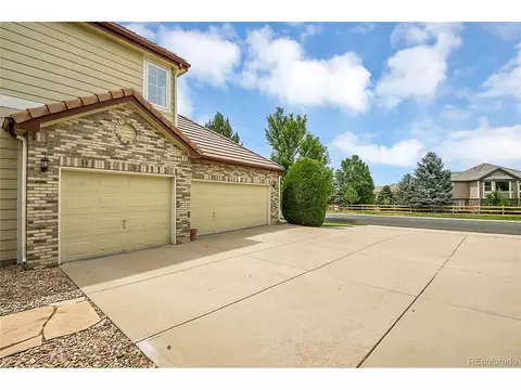 16438 E Lake Dr, Aurora, CO 80016 photo 5