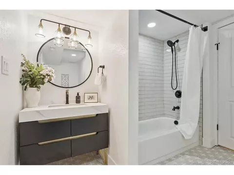 Bath - 3360 Broadway St, Boulder, CO 80304 photo 2 of 2