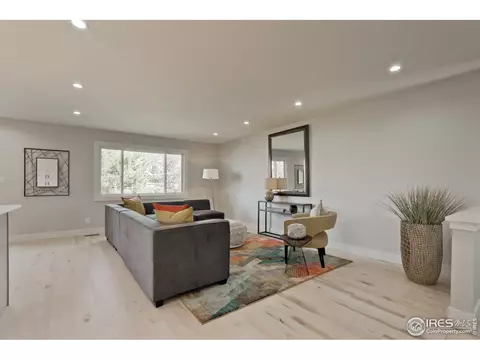 960 Ithaca Dr, Boulder, CO 80305 photo 5