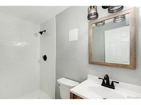 Undisclosed, Aurora, CO 80013 photo 16