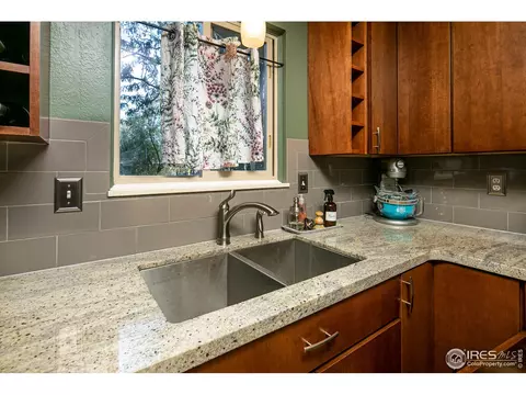 2410 34th Ave, Greeley, CO 80634 photo 9