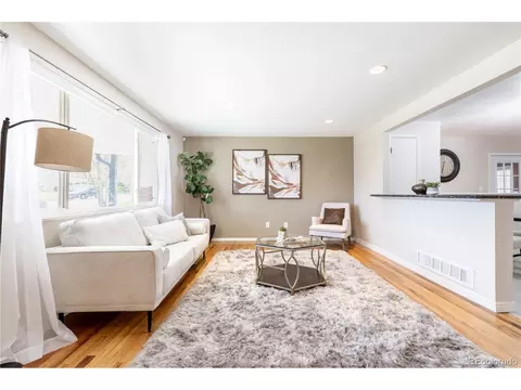 971 S Harlan Way, Lakewood, CO 80226